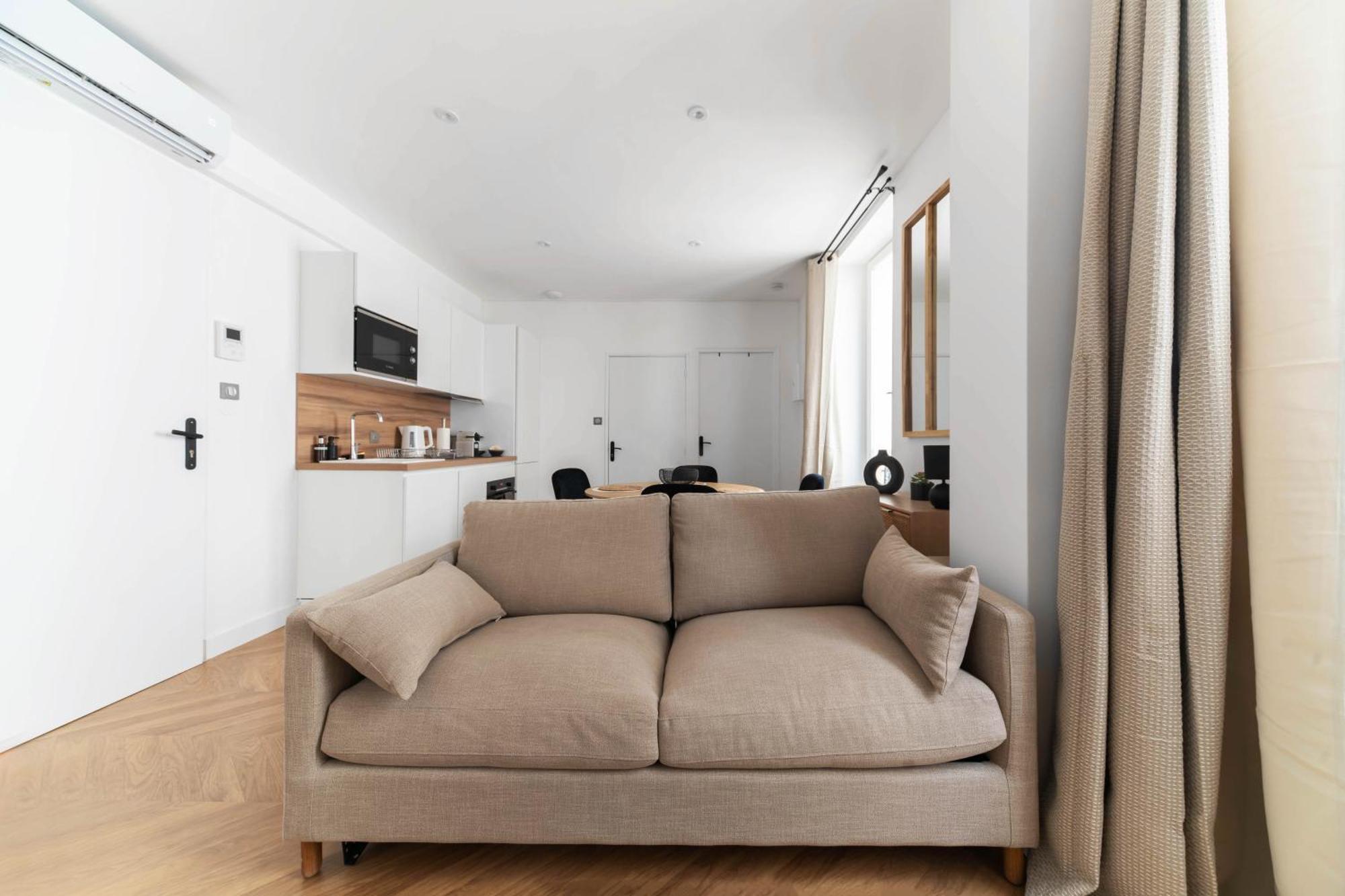 Residence Serbie - Appartements Design Et Climatises En Centre Ville 비시 외부 사진