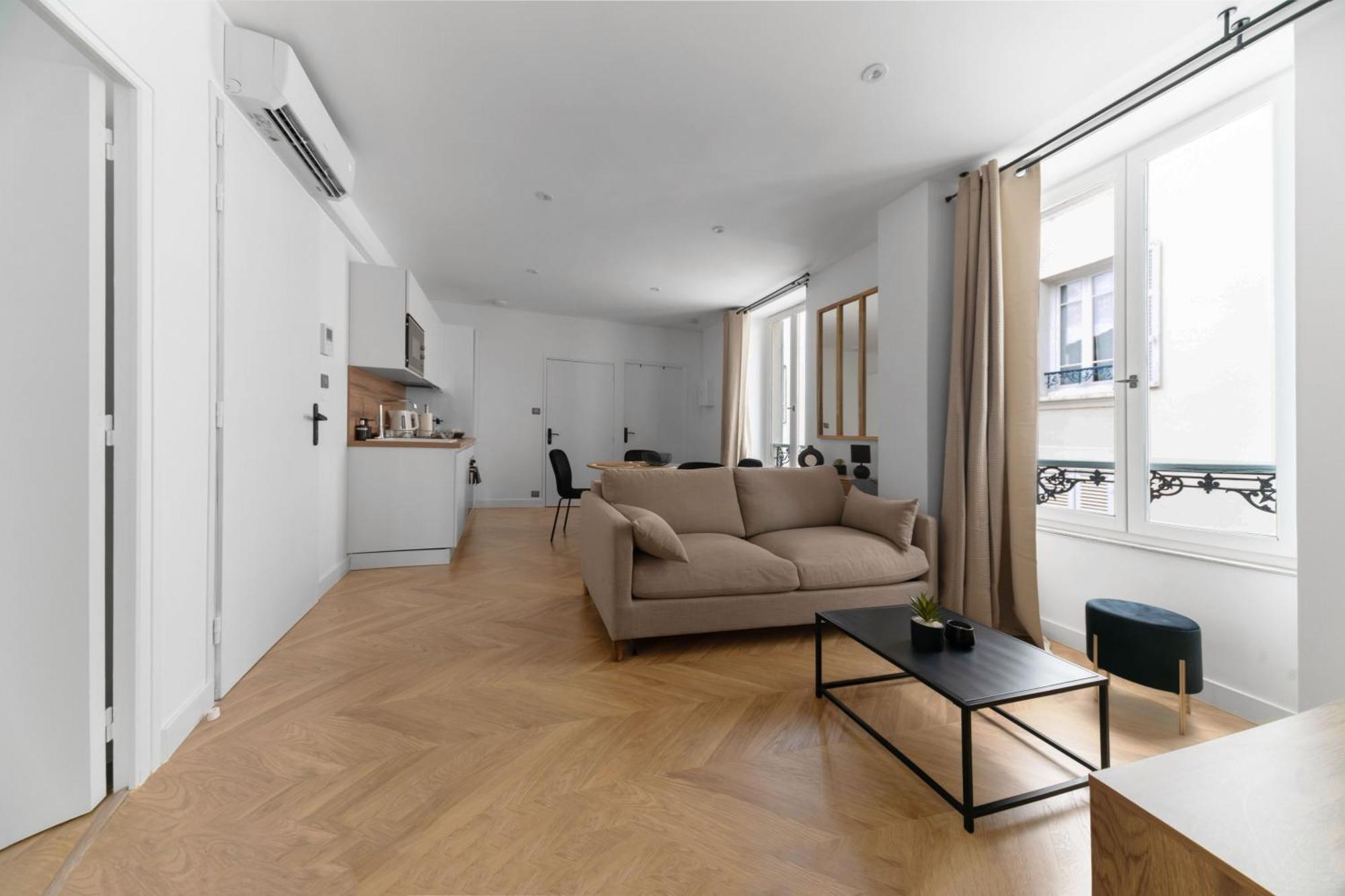Residence Serbie - Appartements Design Et Climatises En Centre Ville 비시 외부 사진