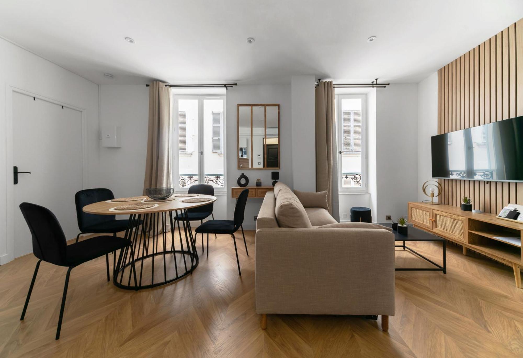 Residence Serbie - Appartements Design Et Climatises En Centre Ville 비시 외부 사진