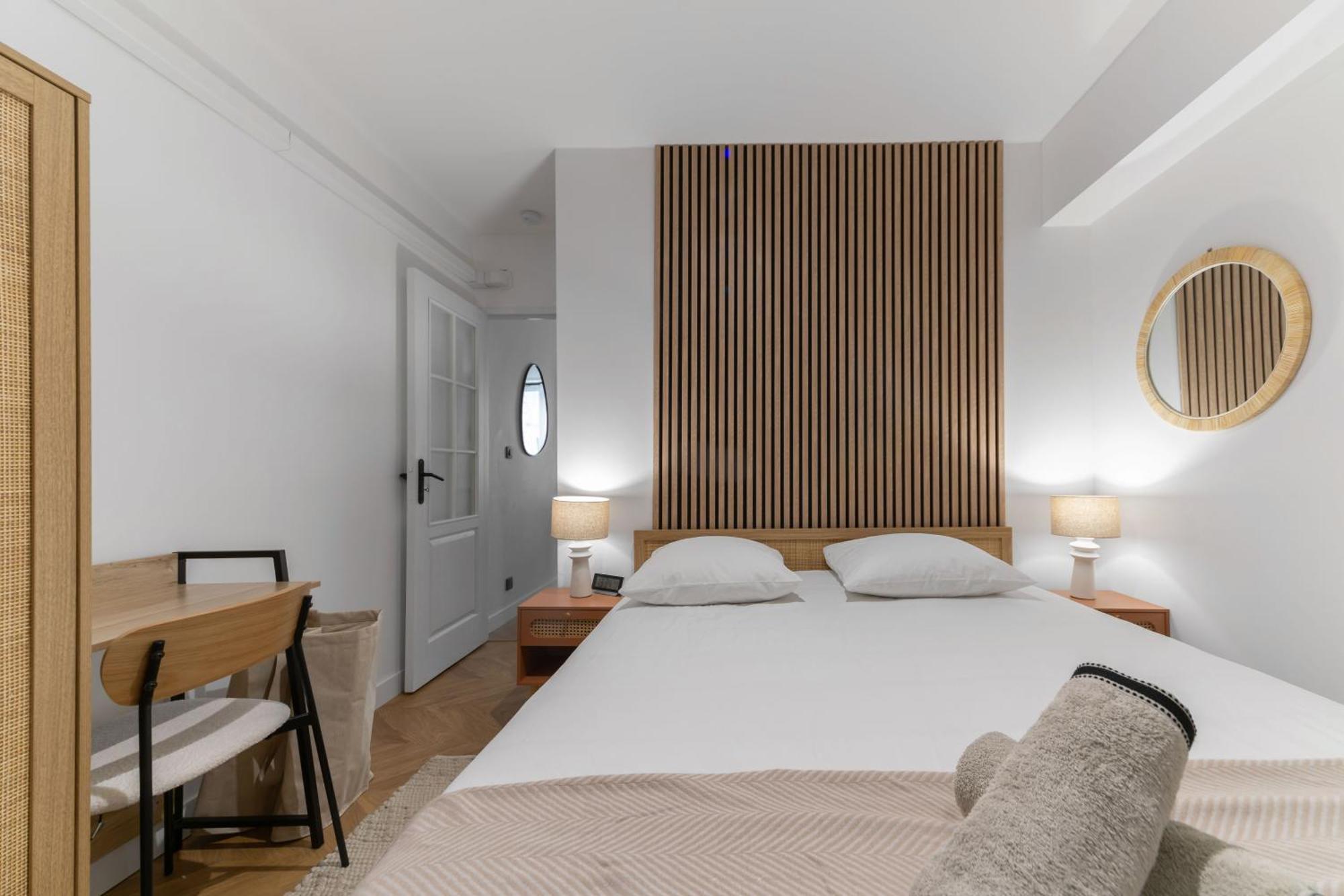 Residence Serbie - Appartements Design Et Climatises En Centre Ville 비시 외부 사진