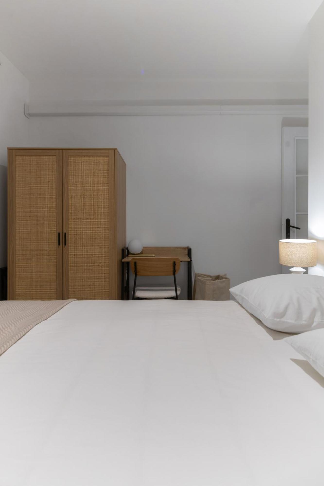 Residence Serbie - Appartements Design Et Climatises En Centre Ville 비시 외부 사진